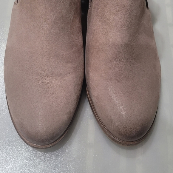 Vince Camuto PRESTETTA Pointed Toe Cut Out Side Braided Ankle Boots Sz 7.5M - Picture 4 of 11